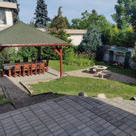 Katalin Apartmanhaz Miskolc Exteriör bild